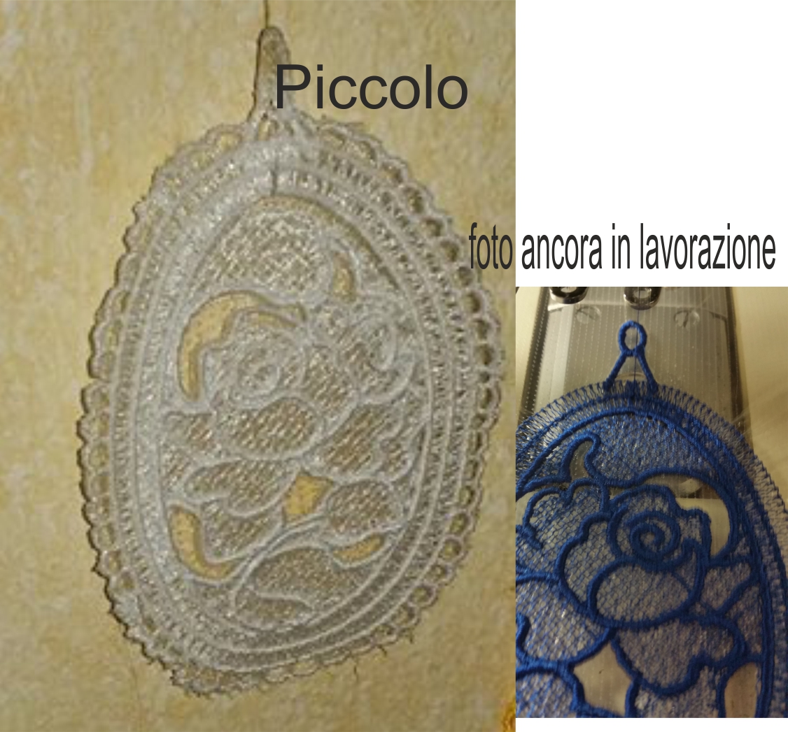 Prova ricamata Pendaglio ovale misura cm. 10 con rosa