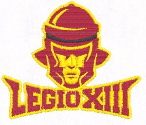 Miniatura file di ricamo Elmetto Legio XIII su base cm.7,5